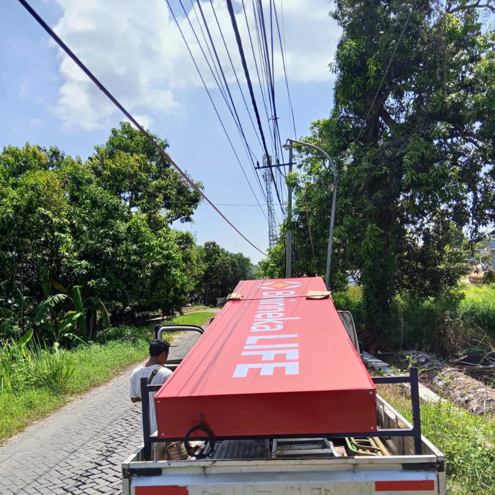 Letter Sign